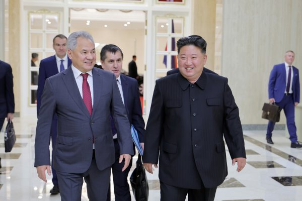 股票配资官网首页 金正恩会见率团访朝的俄联邦安全会议秘书绍伊古
